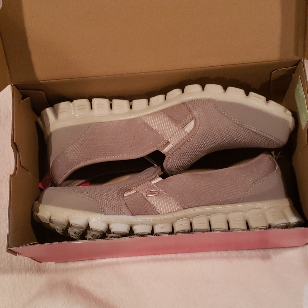 Sketchers Flex